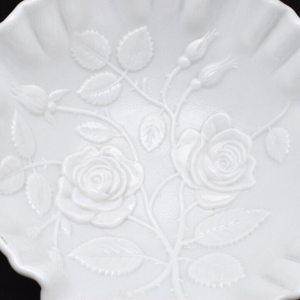 Vintage Milk Glass Floral Bowl, Ruffled, Scalloped, Roses - Picture 9 of 9